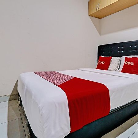 Oyo 92772 Losmen Diah Syariah Langsa Екстериор снимка
